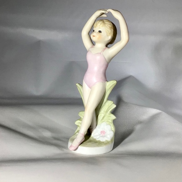 Lefton The Christopher Collection hand painted - Picture 14 of 16